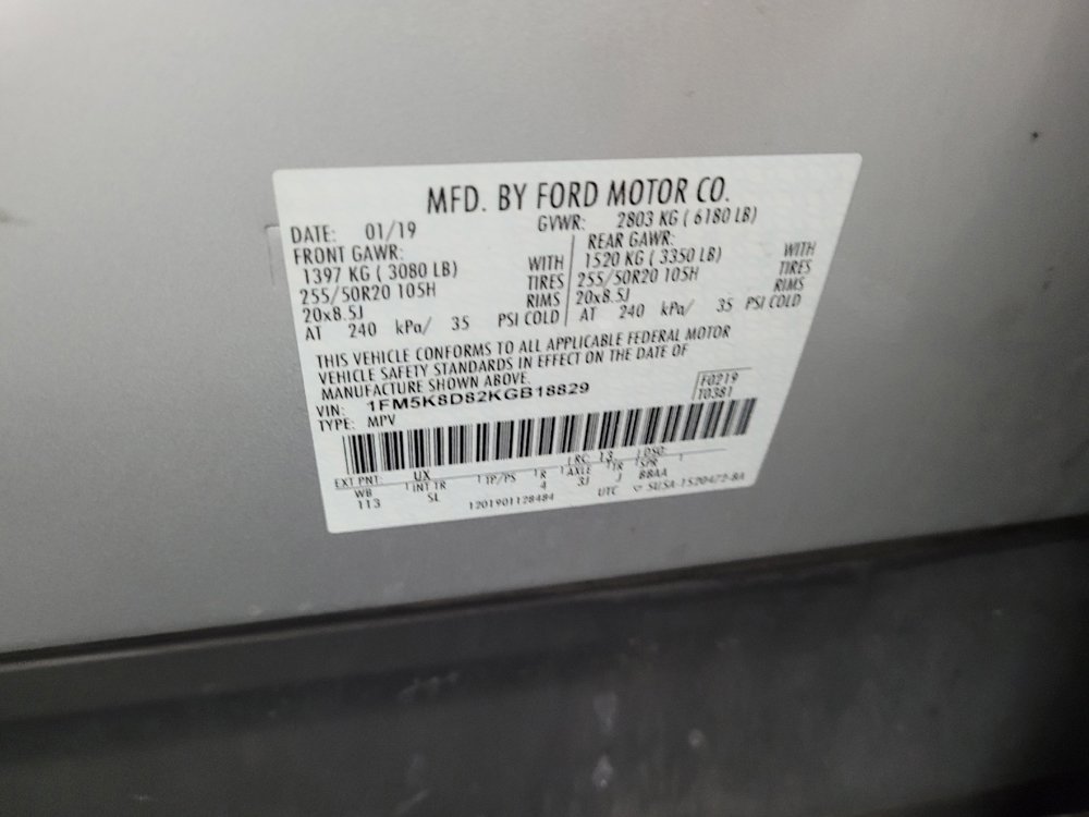 Used 2019 Ford Explorer XLT w/ Equipment Group 202A AWD/4WD image 33