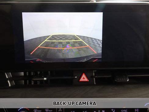 Used 2023 Kia Sportage X-Line w/ X-Line Premium Package image 6