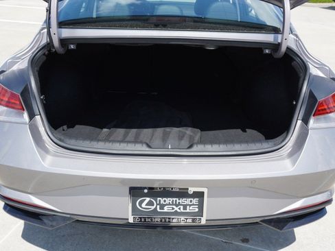 Used 2023 Hyundai Elantra Limited w/ Cargo Package FWD image 36