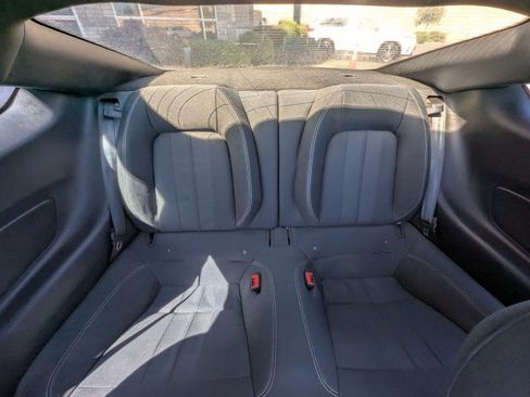 Used 2018 Ford Mustang Coupe RWD image 19