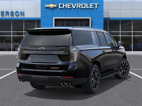 New 2026 Chevrolet Suburban RST w/ Comfort Package AWD/4WD image 5