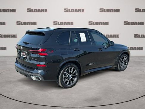 Certified 2026 BMW X5 xDrive40i w/ M Sport Package AWD/4WD image 5