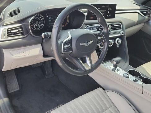 Used 2023 Genesis G70 3.3T RWD image 13