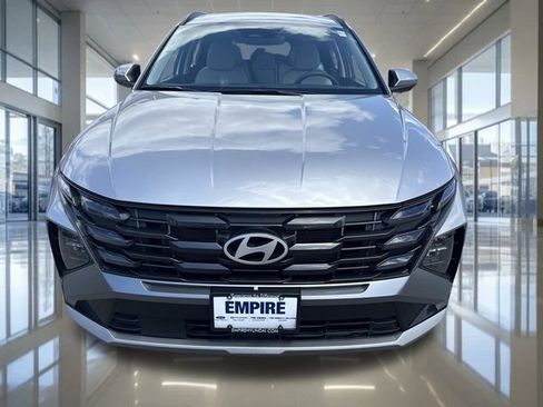 Certified 2025 Hyundai Tucson SEL AWD/4WD image 12