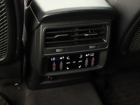 Certified 2023 Audi SQ7 Prestige AWD/4WD image 20