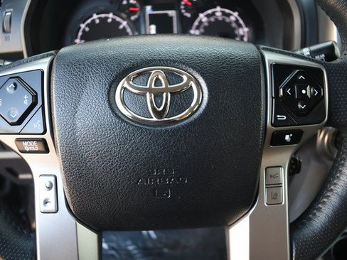 Certified 2024 Toyota 4Runner SR5 AWD/4WD image 31