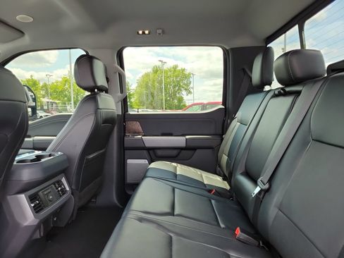 Used 2024 Ford F250 Lariat w/ Lariat Ultimate Package AWD/4WD image 14