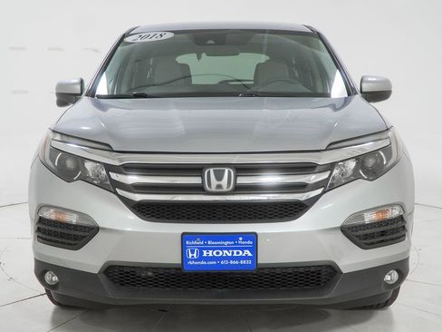 Used 2018 Honda Pilot EX image 3