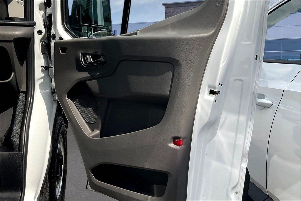 Used 2025 Ford Transit 350 XL RWD image 27