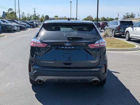 Used 2022 Ford Edge Titanium AWD/4WD image 7