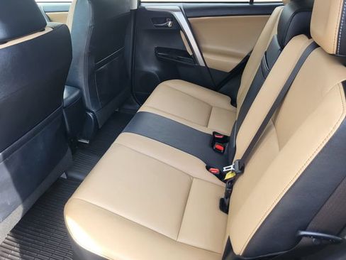 Used 2018 Toyota RAV4 Limited w/ Advanced Technology Package AWD/4WD image 21