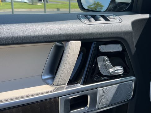 Used 2022 Mercedes-Benz G 550 image 14