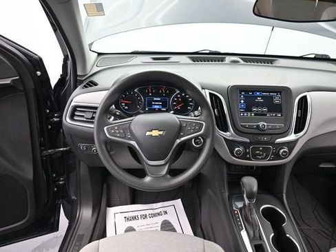 Used 2022 Chevrolet Equinox LS w/ LS Convenience Package FWD image 23