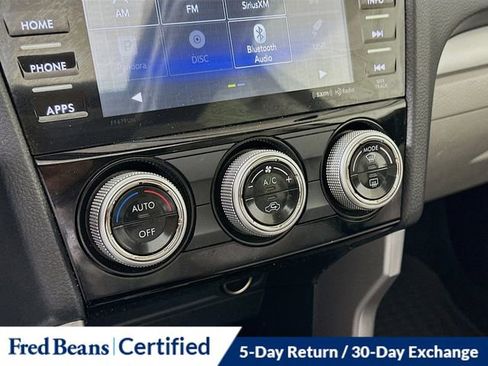Used 2018 Subaru Forester 2.5i Premium w/ All-Weather Package image 17