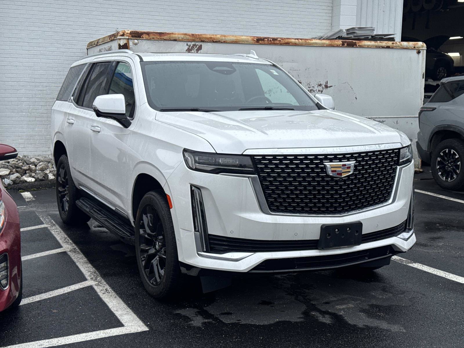 Used 2022 Cadillac Escalade Premium Luxury AWD/4WD image 3