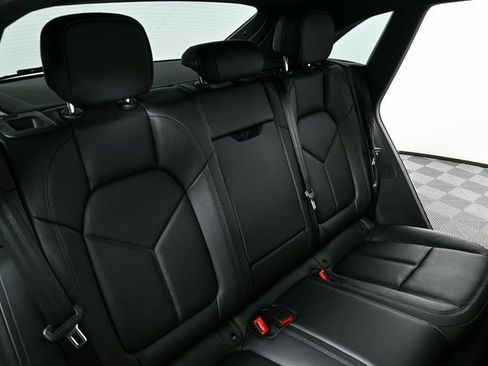New 2025 Porsche Macan image 26