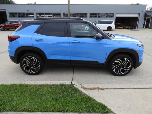 Used 2024 Chevrolet TrailBlazer RS w/ Convenience Package AWD/4WD image 10