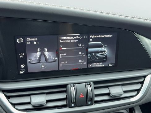 New 2025 Alfa Romeo Giulia w/ Driving Assist Package image 25