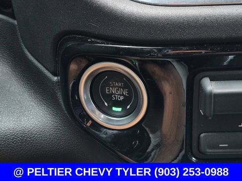Used 2022 Chevrolet Silverado 1500 High Country w/ High Country Premium Package AWD/4WD image 30