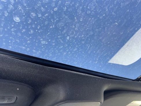 Used 2025 Ford Expedition King Ranch image 12