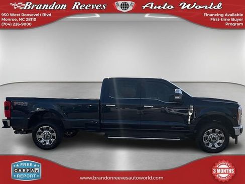 Used 2023 Ford F250 Lariat w/ Chrome Package image 4