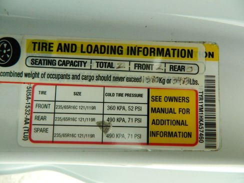 Used 2017 Ford Transit 250 130 Low Roof image 23