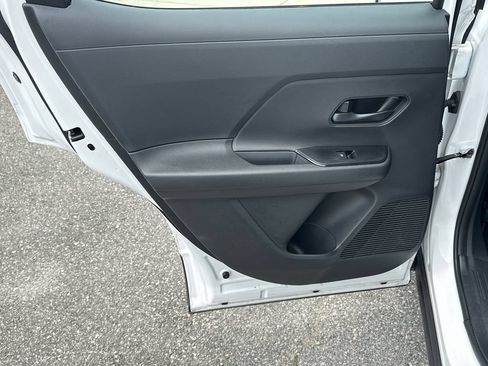 Used 2025 Nissan Kicks S FWD image 21