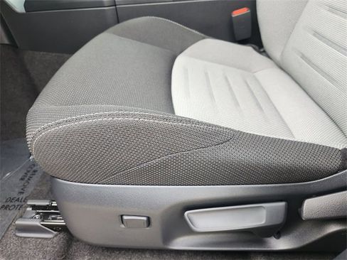 Used 2025 Toyota 4Runner TRD Off-Road image 18