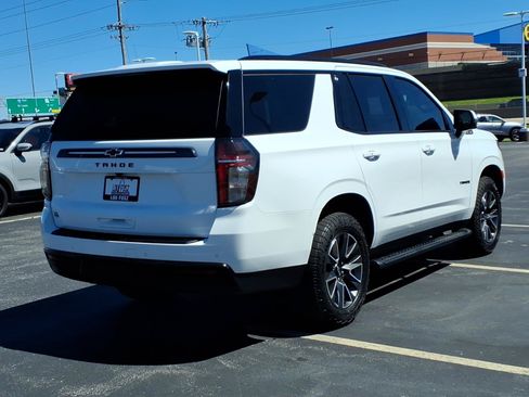 Used 2021 Chevrolet Tahoe Z71 w/ Luxury Package AWD/4WD image 27