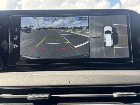 Used 2025 Hyundai Palisade SEL FWD image 17