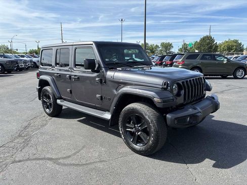 Used 2021 Jeep Wrangler Unlimited Sahara AWD/4WD image 2