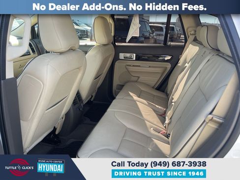 Used 2010 Lincoln MKX 2WD image 18
