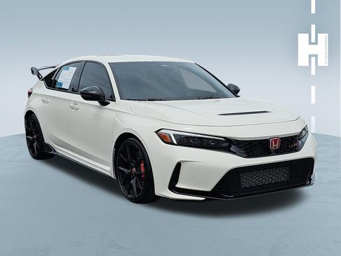 Used 2024 Honda Civic Type R image 1