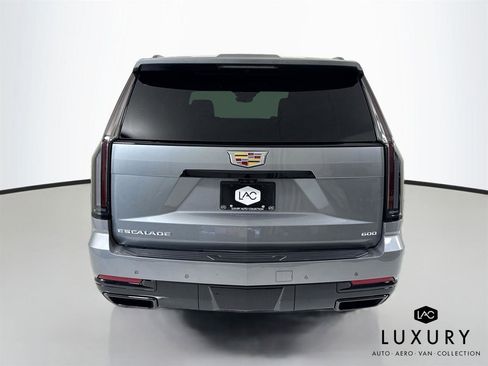 Used 2025 Cadillac Escalade Sport w/ Touring Package image 7