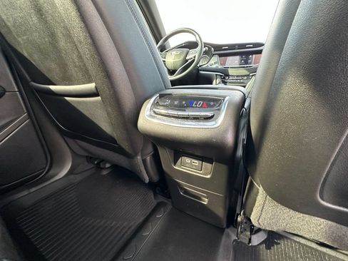 Used 2024 Cadillac XT6 Luxury AWD/4WD image 25