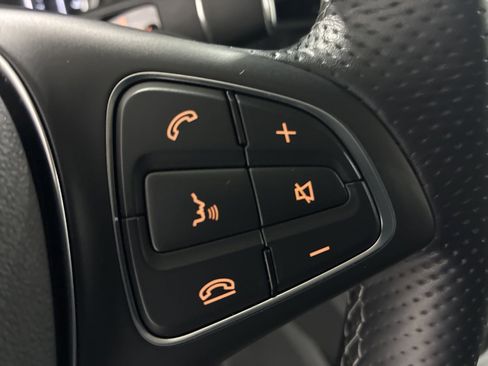 Used 2023 Mercedes-Benz Metris Passenger image 11