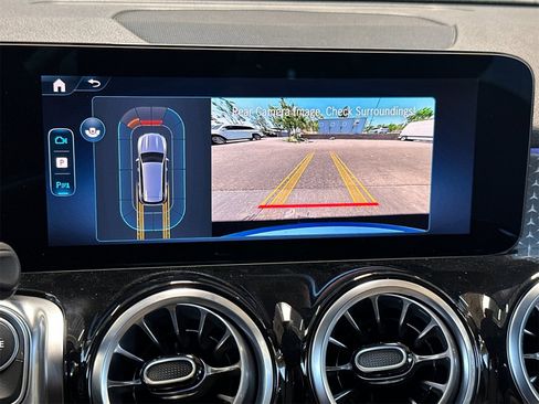 New 2025 Mercedes-Benz GLB 250 4MATIC image 20