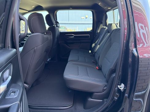 New 2026 RAM 1500 Big Horn AWD/4WD image 9