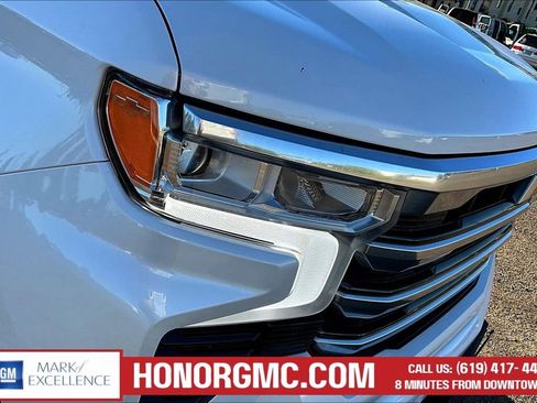 Used 2023 Chevrolet Silverado 1500 High Country w/ Technology Package image 29