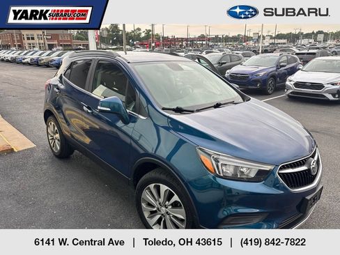 Used 2019 Buick Encore Preferred FWD image 1