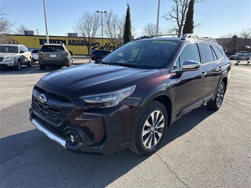 Used 2025 Subaru Outback Touring XT image 9