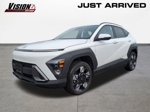 Used 2024 Hyundai Kona SEL image 1