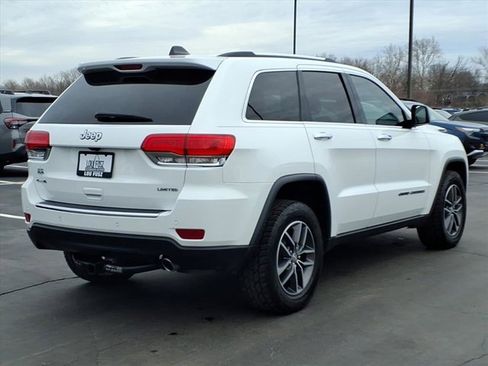 Used 2018 Jeep Grand Cherokee Limited image 28
