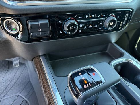 Used 2023 Chevrolet Silverado 1500 RST w/ Z71 Off-Road Package AWD/4WD image 19