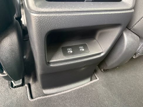 Used 2025 Honda CR-V Sport-L image 31