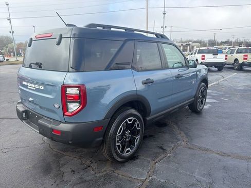 New 2026 Ford Bronco Sport Outer Banks AWD/4WD image 7