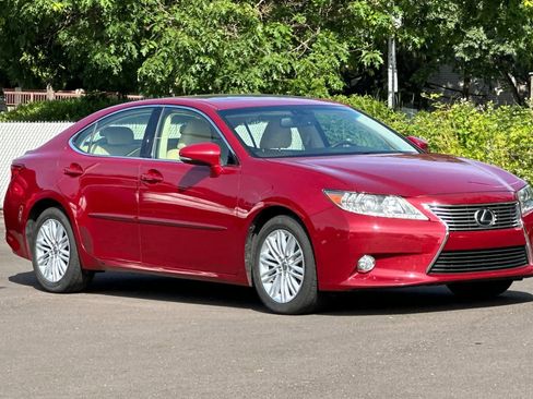 Used 2013 Lexus ES 350 w/ Luxury Pkg FWD image 9
