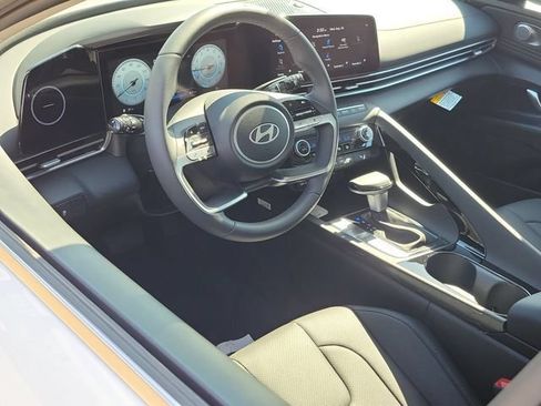 New 2026 Hyundai Elantra Limited FWD image 6