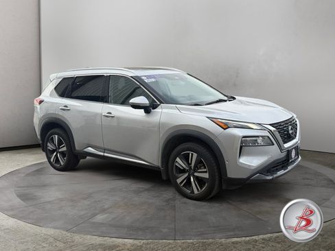 Used 2023 Nissan Rogue SL w/ SL Premium Package image 1