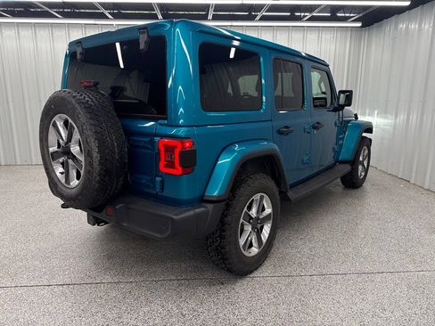 Used 2020 Jeep Wrangler Unlimited Sahara AWD/4WD image 4